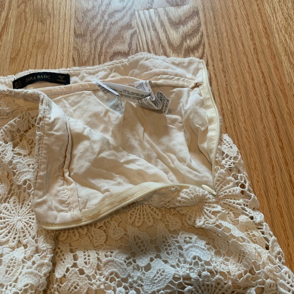 Zara lace shorts - Picture 5 of 6